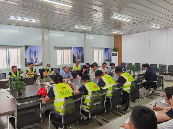 公司在行動  成本培訓強基礎 合規(guī)管理促發(fā)展